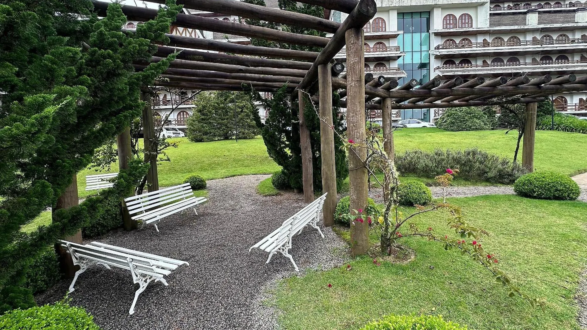 Quatre Saison 308 Hotel Campos do Jordao