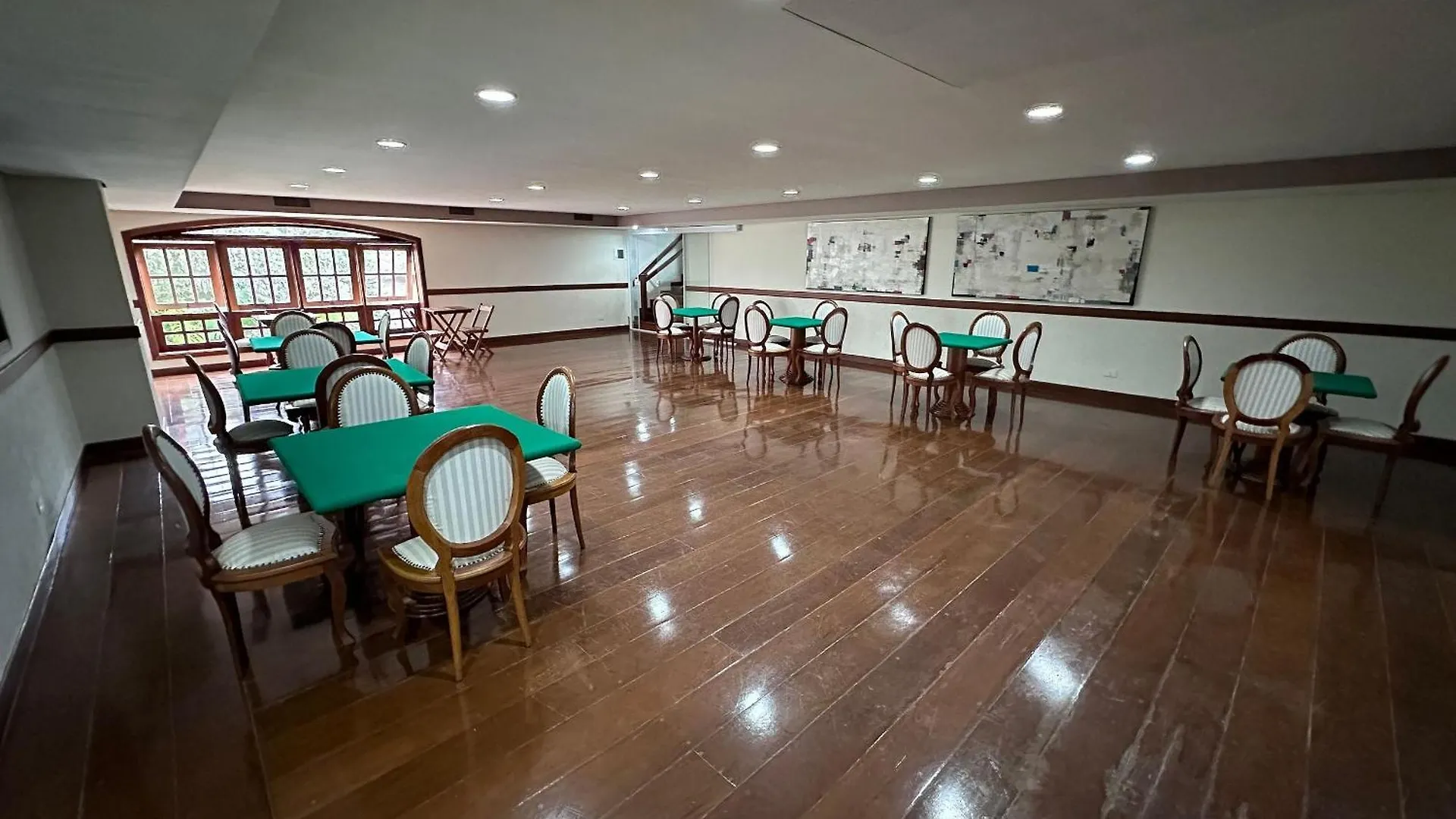 Quatre Saison 308 Hotel Campos do Jordao