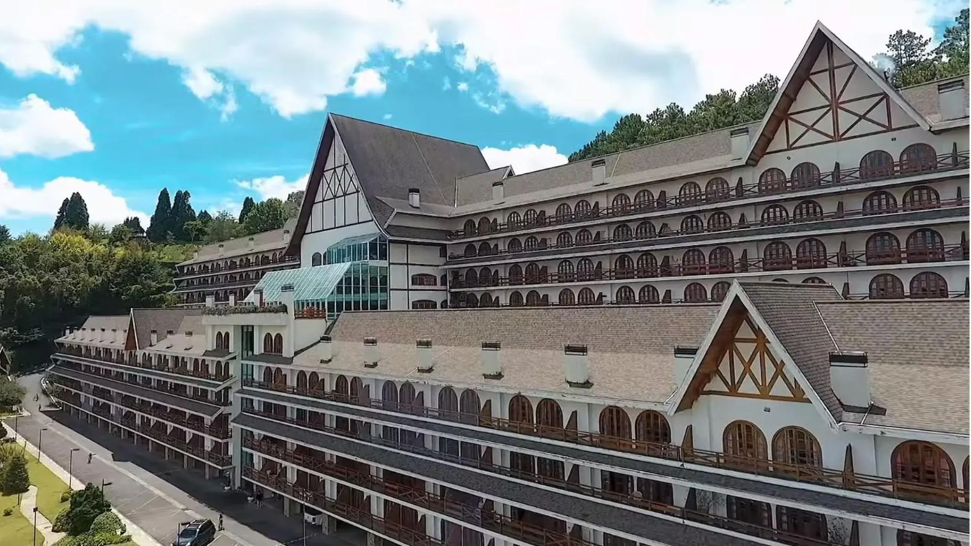 Quatre Saison 308 Hotel Campos do Jordao 0*,